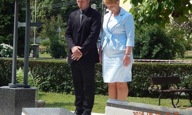 Hősök Napja Kéthelyen