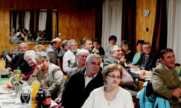 Nőnap  a  Marcali  Bajtársi  Egyesületnél