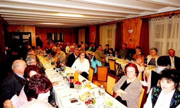 Nőnap  a  Marcali  Bajtársi  Egyesületnél
