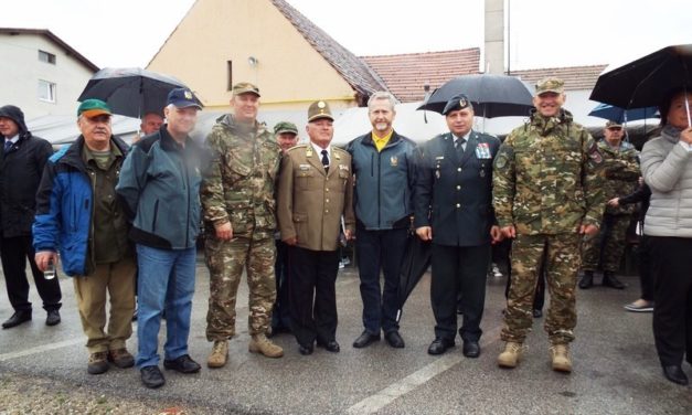 Szlovéniában  a  Marcali  Bajtársi  Egyesület  delegációja.