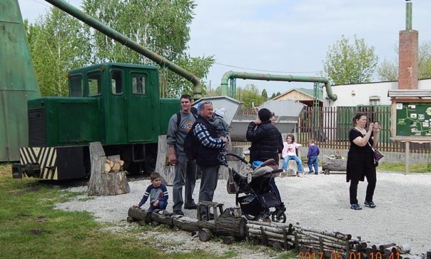 A Marcali  Bajtársi  Dalárda  ünnepi  programja