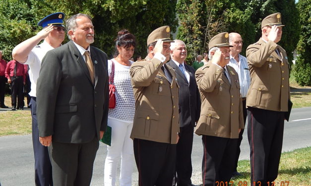 Marcali  Bajtársi  Dalárda  a Zalaapáti  Katonadal  Fesztiválon