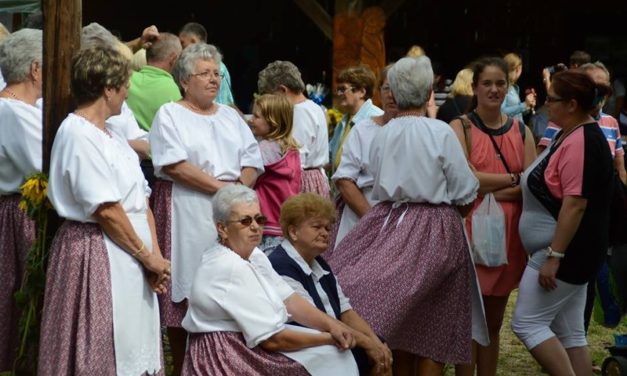 Mesztegnyőn  a  „Rétesfesztiválon”  szerepelt  a  Dalárda