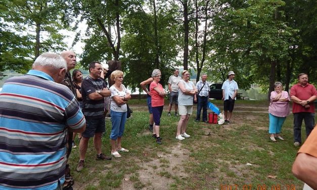 Családi piknik  a  Marcali Bajtársi  Egyesületnél,  Somogyfajszon