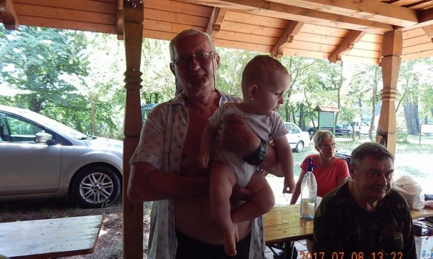 Családi piknik  a  Marcali Bajtársi  Egyesületnél,  Somogyfajszon