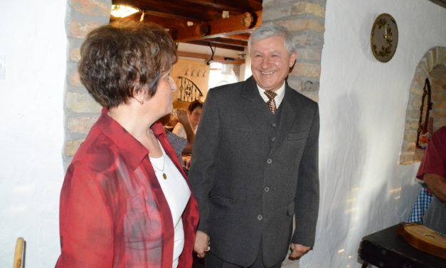 Domonkos  Árpád köszöntése 60.  születésnapján