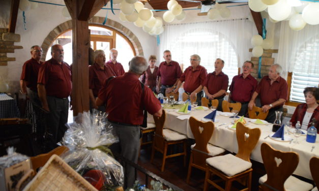Domonkos  Árpád köszöntése 60.  születésnapján