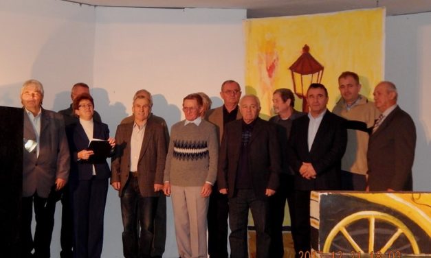 Kéthelyen  és  Sávolyon  lépett  fel  a  Bajtársi  Dalárda