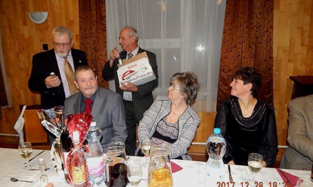 Évzáró   a  Dalárdánál