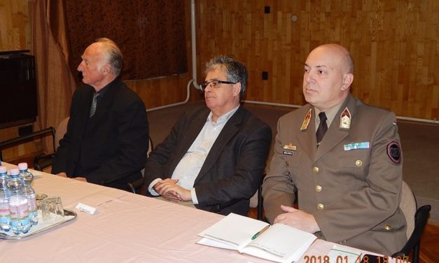 Közgyűlés  a  Bajtársi  Egyesületnél