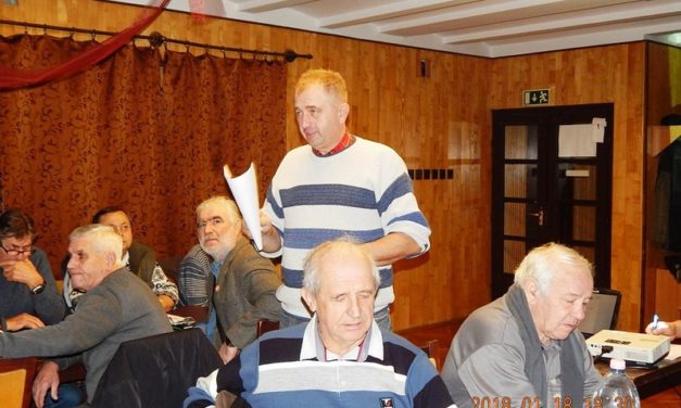 Közgyűlés  a  Bajtársi  Egyesületnél