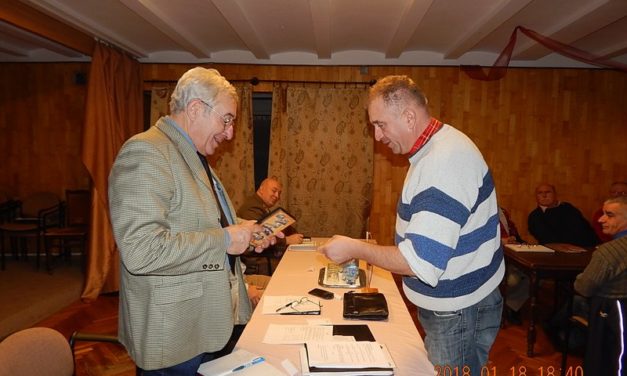 Közgyűlés  a  Bajtársi  Egyesületnél