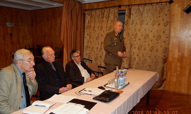 Közgyűlés  a  Bajtársi  Egyesületnél