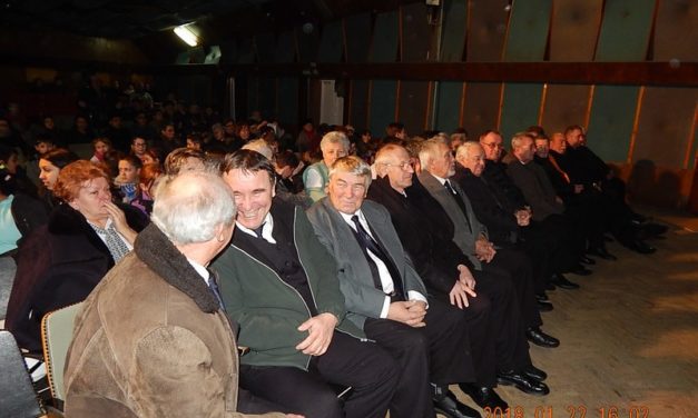 Kéthelyen,  a  Kultúra  Napján  lépett  fel  a  Dalárda