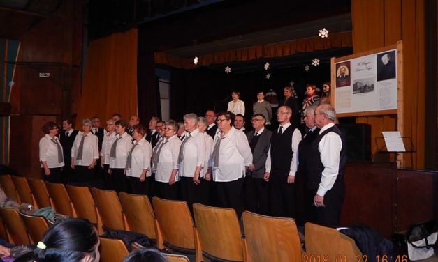 Kéthelyen,  a  Kultúra  Napján  lépett  fel  a  Dalárda