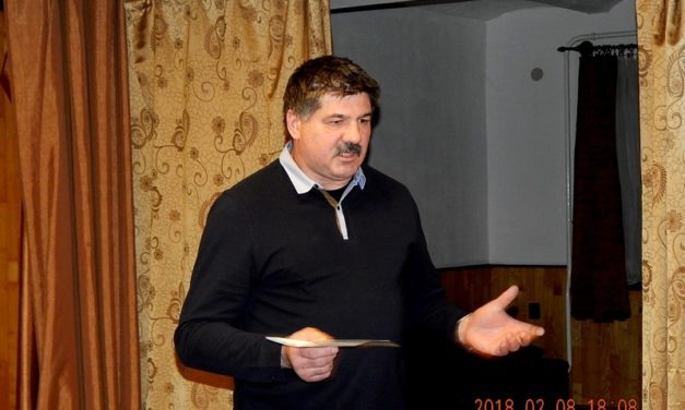 Közgyűlés  a  Bajtársi  Egyesületnél