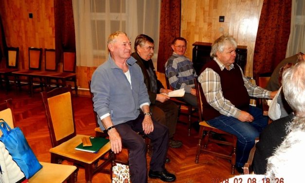 Közgyűlés  a  Bajtársi  Egyesületnél