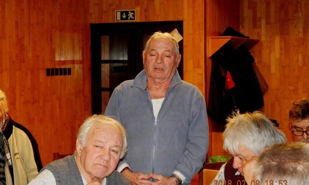 Közgyűlés  a  Bajtársi  Egyesületnél