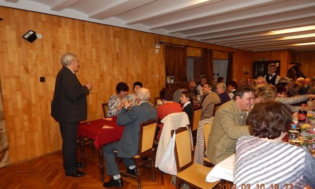 Nőnap  a  Bajtársi  Egyesületnél