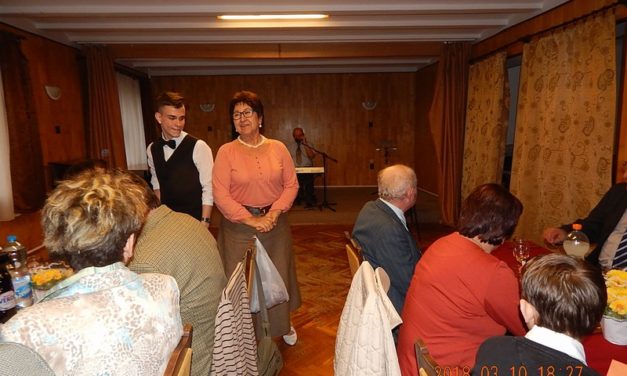 Nőnap  a  Bajtársi  Egyesületnél
