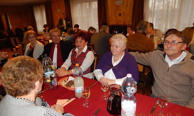 Nőnap  a  Bajtársi  Egyesületnél