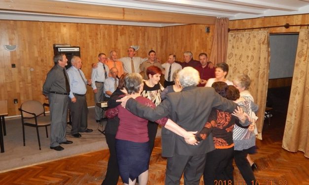 Nőnap  a  Bajtársi  Egyesületnél