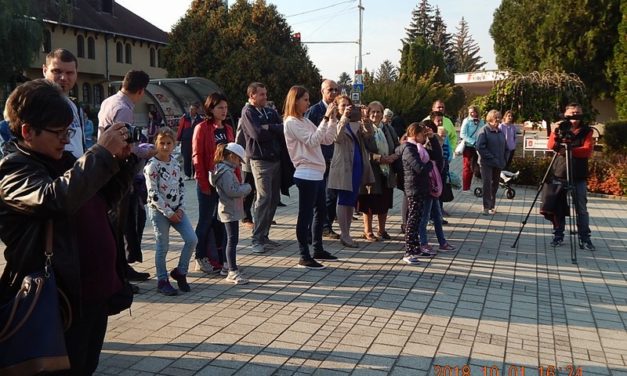 „A Zene Világnapja”  Marcali  rendezvényén  a  Dalárda