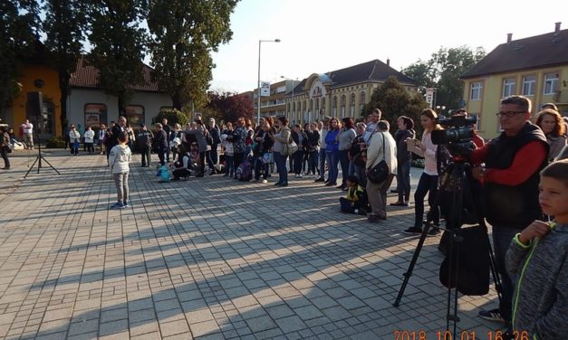 „A Zene Világnapja”  Marcali  rendezvényén  a  Dalárda